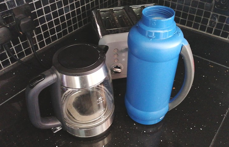 Kettle and Thermos flask